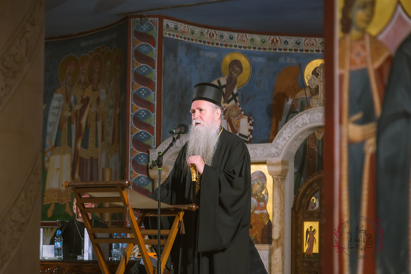 (FOTO/VIDEO) Mitropolit Joanikije: Mitropolit Amfilohije bio nesalomiv i nepobjediv! Znamo koliko je bio osporavan, kao sve velike ličnosti u istoriji – tajna pobjede je što je uvijek praštao!