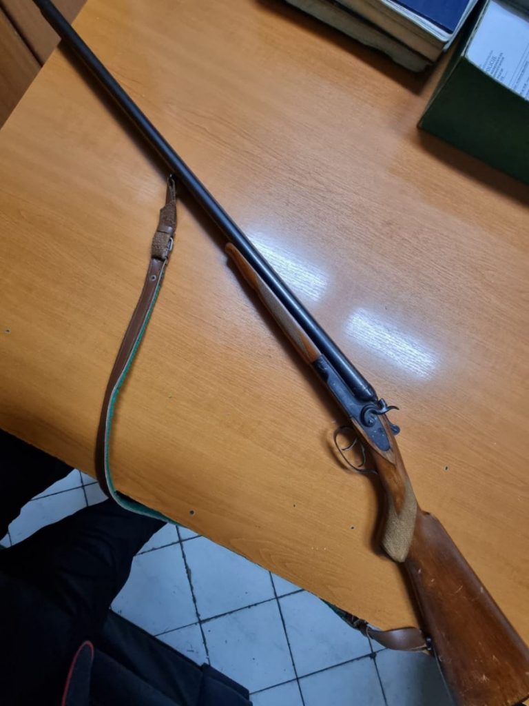 Pretres u Risnu: Policija pronašla pušku u ilegalnom posjedu