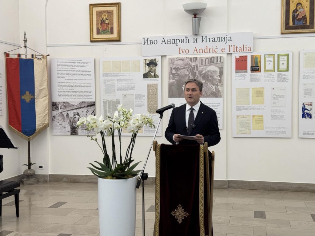 Nikola Selaković u Trstu otvorio izložbu „Ivo Andrić i Italija – dokumenta“