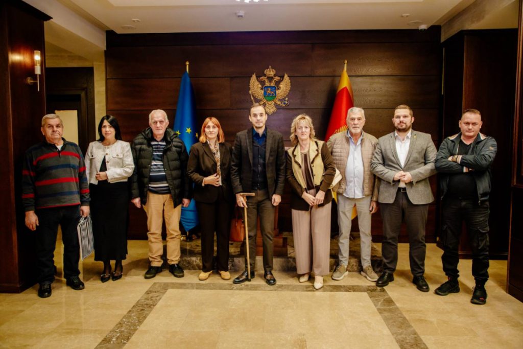 URA sa bivšim radnicima „Košute“ i „Polimke“: Obeštetiti sve zaposlene u državnim preduzećima koja su pošla u stečaj