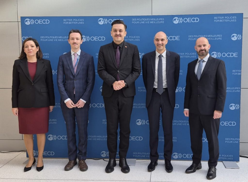 Vuković: Crna Gora potvrđuje posvećenost globalnoj fiskalnoj transparentnosti potpisivanjem ključne OECD konvencije