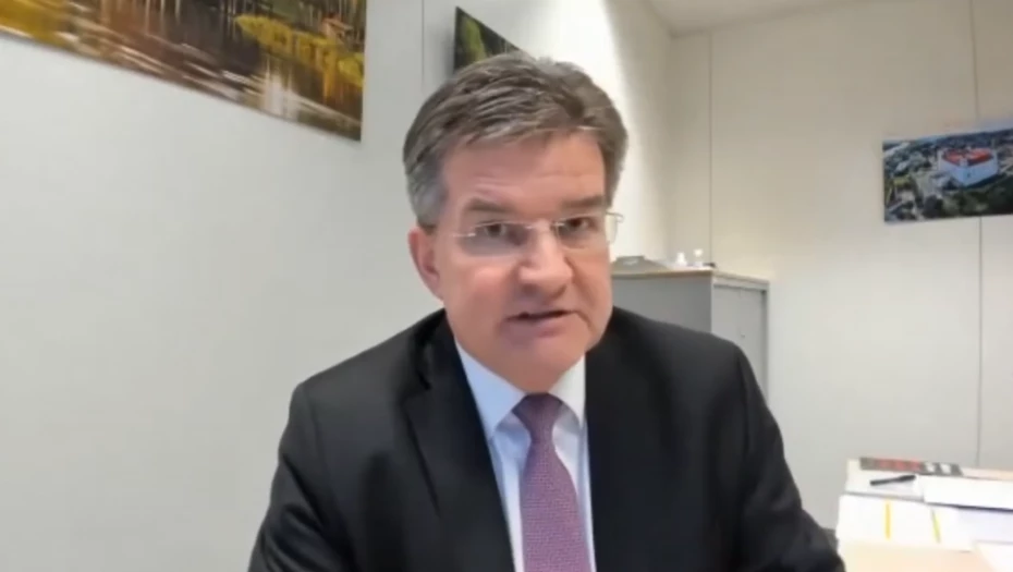 Miroslav Lajčak u centru skandala koji trese Slovačku