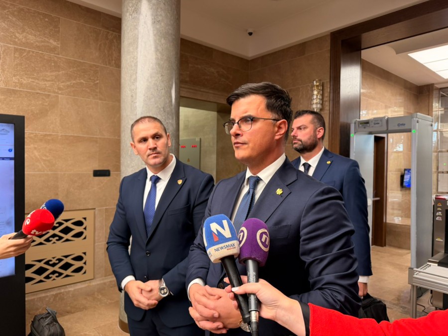 Šaranović: Policijski kartel neće uzdrmati sektor bezbjednosti: Šćepanović: Nije bilo represije na Zabjelu
