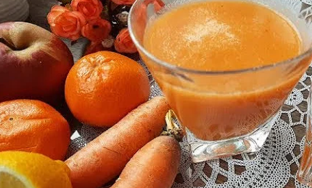 Zbog čega je dobro piti sok od šargarepe i đumbira?