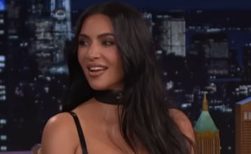 Screenshot 2025-11-29 at 13-41-13 (4) Kim Kardashian’s Mom Tricked Her into Going on a Blind Date Talks NikeSKIMS and Eva Longoria Film – YouTube