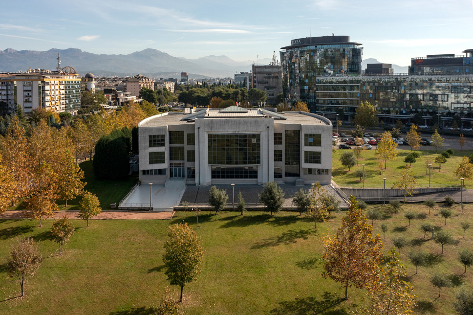 Profesori i istraživači Univerziteta Crne Gore nagrađeni za izuzetna naučna dostignuća