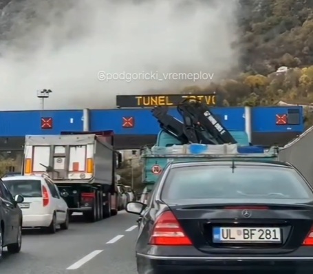 Zatvoren tunel Sozina (Video)