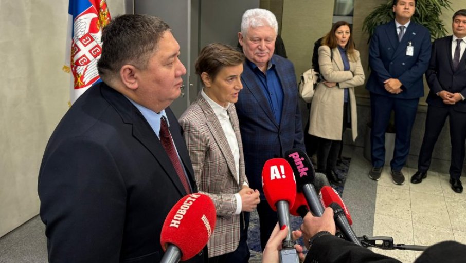 Brnabić: Juče smo vidjeli dva lica Srbije – jedno koje gradi i poziva na dijalog, a drugo koje kidiše na druge