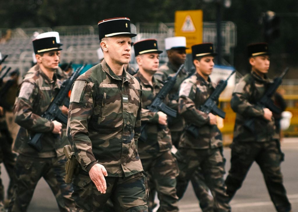 Evropa vraća vojnim rokovima?