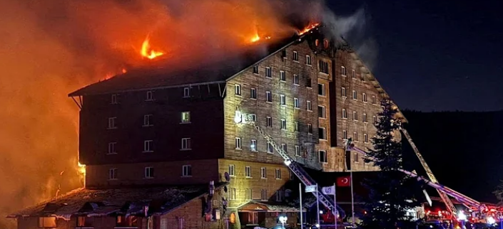 Doživotna robija za vlasnika hotela i još 10 ljudi zbog smrtonosnog požara u Turskoj