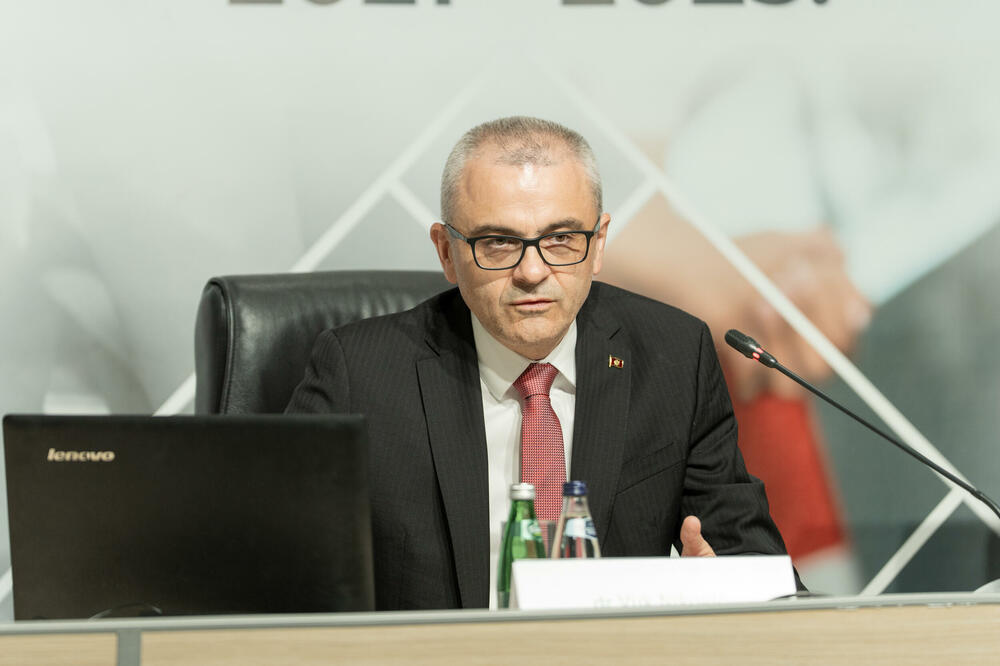 niković