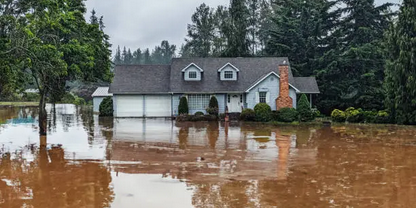 Poplave u Grčkoj izazvale klizišta, stanovnici zarobljeni u više oblasti