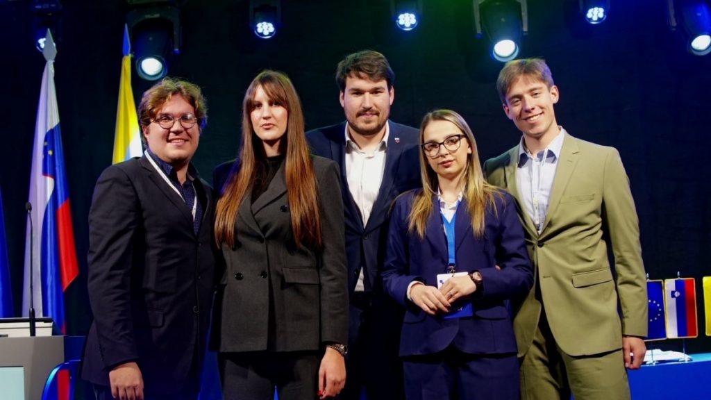 Mladi PES-a i Slovenska demokratska mladina potpisali Memorandum o saradnji