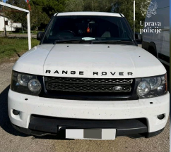 Granična policija oduzela Range Rover Sport na GP „Sukobin – Murićani“