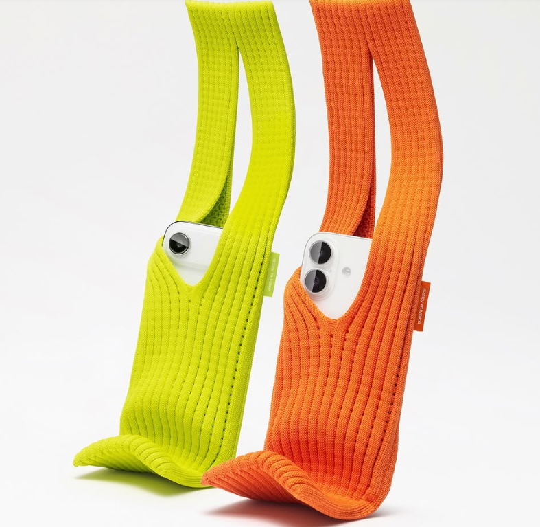 Apple sada nudi brendiranu „čarapu za iPhone“ po paprenoj ceni