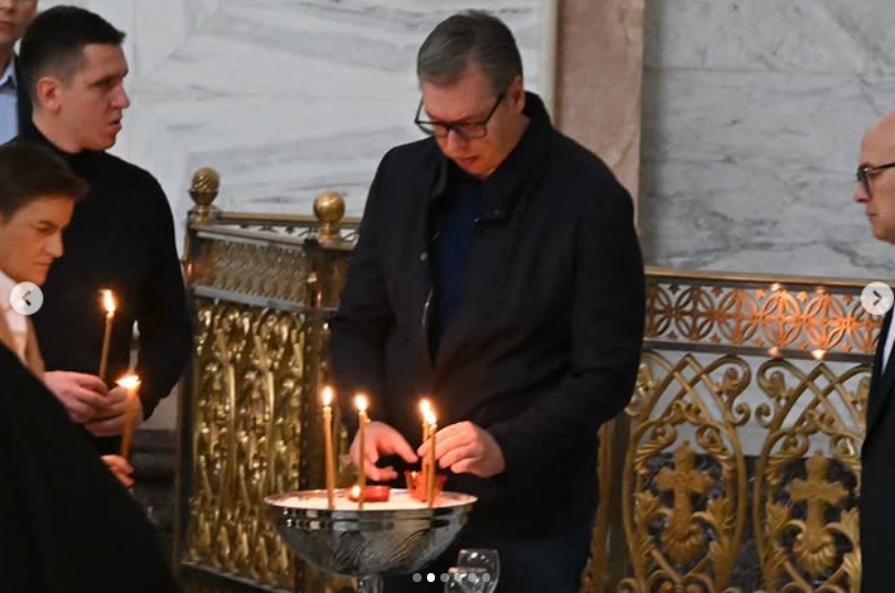 Vučić: Neka imena stradalih budu podsjetnik da je ljudski život iznad svake podjele; Neka uspomena na njih bude zavjet da čuvamo jedni druge i našu Srbiju!