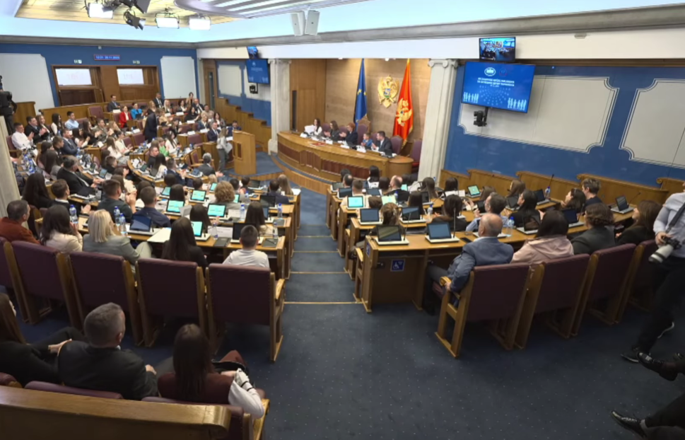 Uključivanjem djece u proces donošenja odluka do bolje i sigurnije budućnosti