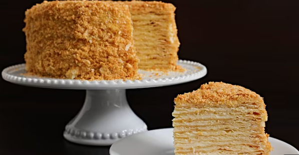 Napoleon torta je kraljica slavske trpeze: Pravi se očas posla, svaki zalogaj miluje nepca