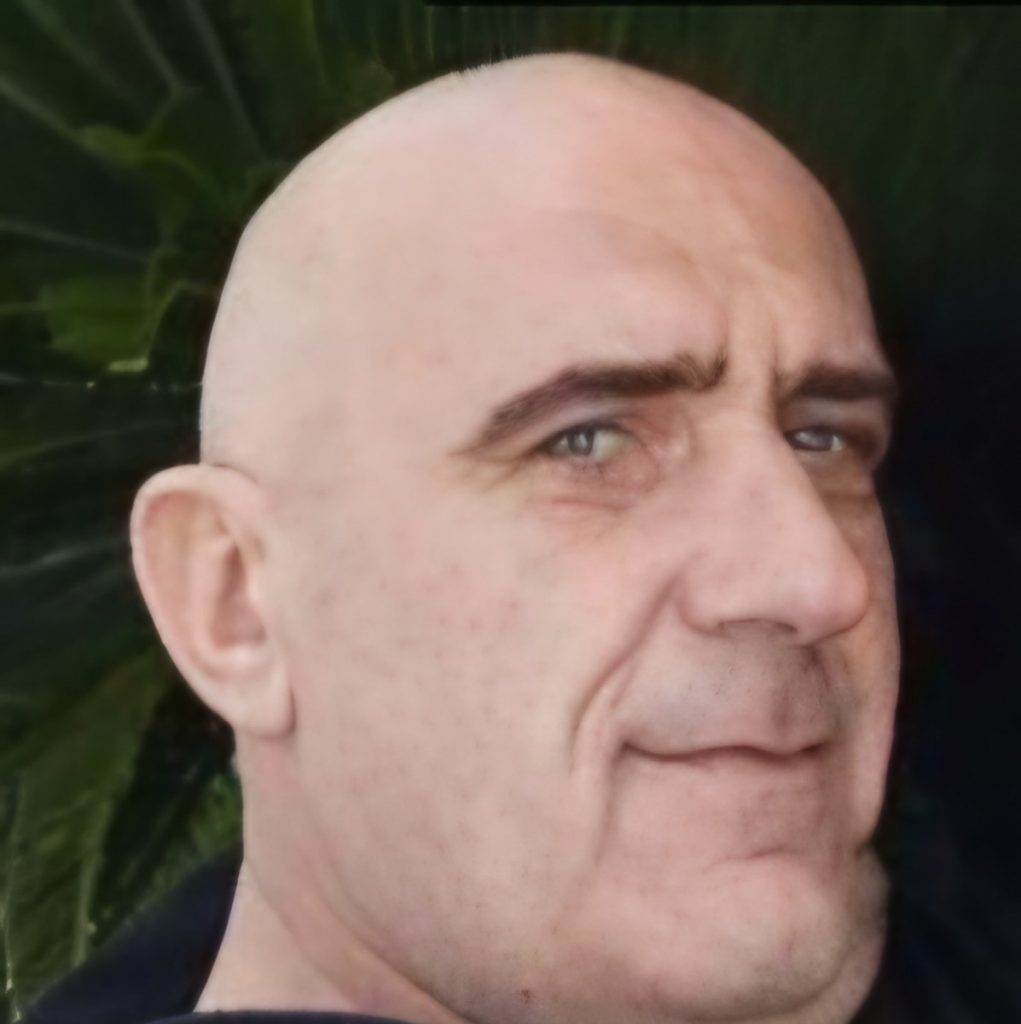 Traži se LAZAR VULEVIĆ zbog dvostrukog ubistva u Nikšiću! Policija: Budite oprezni, ako bilo ko posjeduje bilo kakve informacije javite policiji!