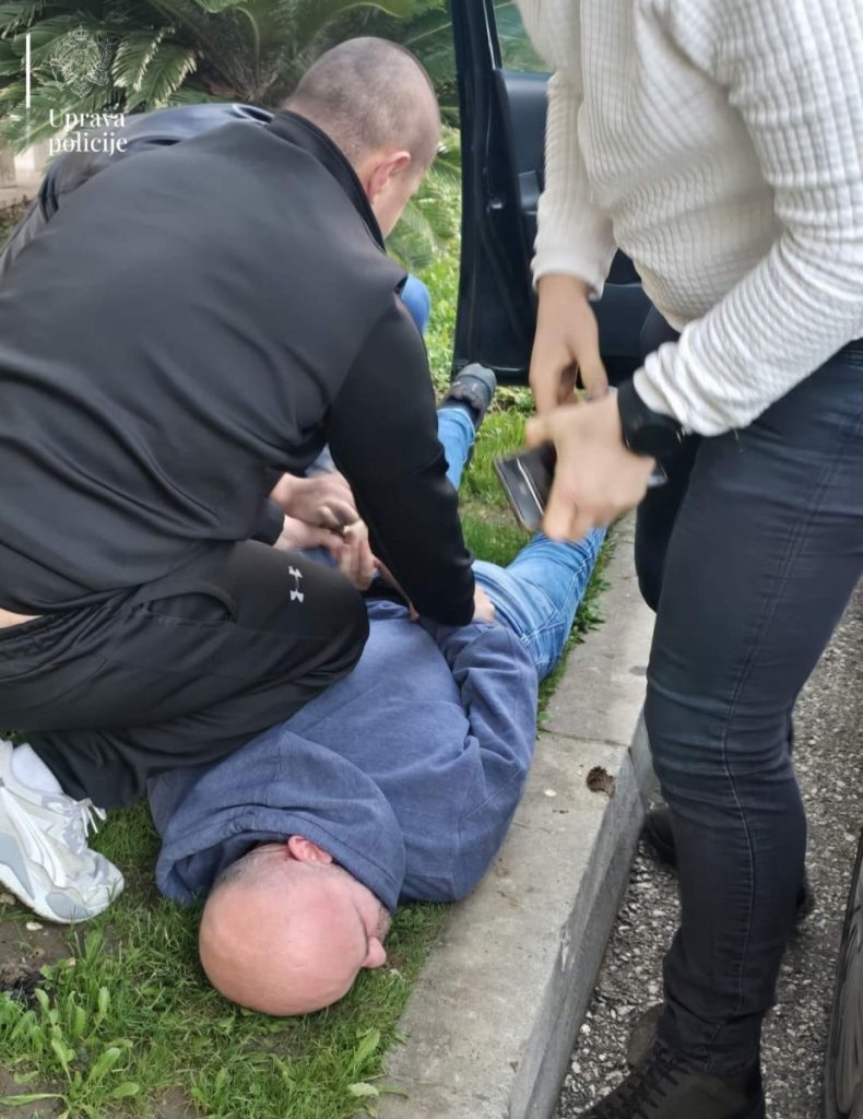 Budva: Zbog ucjene uhapšen državljanin Srbije osumnjičen za ucjenu – od oštećene uzimao novac u dužem vremenskom periodu