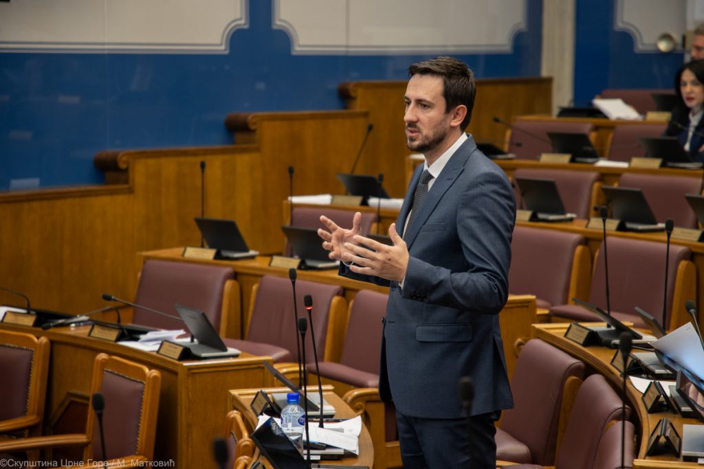 Nastavlja se sukob DPS-a i BS-a; Smailović Dizdareviću: Od građanske Crne Gore si odustao onog trenutka kad si prepustio poziciju predsjednika Opštine!