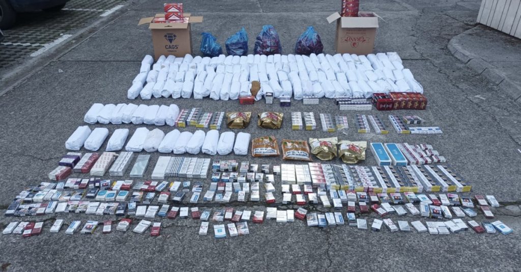 Pao „biznis“ na danilovgradskoj pijaci: Oduzeto preko 60 kg duvana i stotine paklica cigareta
