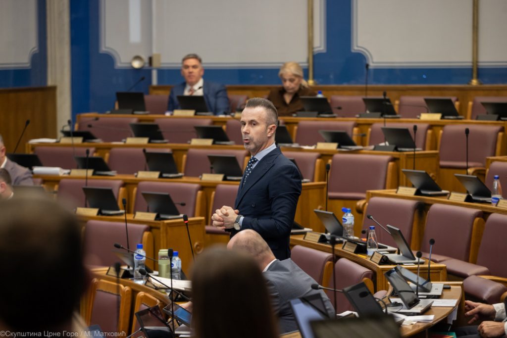 Bogdanović: Zbog DPS-a je narod bio pod vodom, prva familija pod milionima, a država pod mafijom