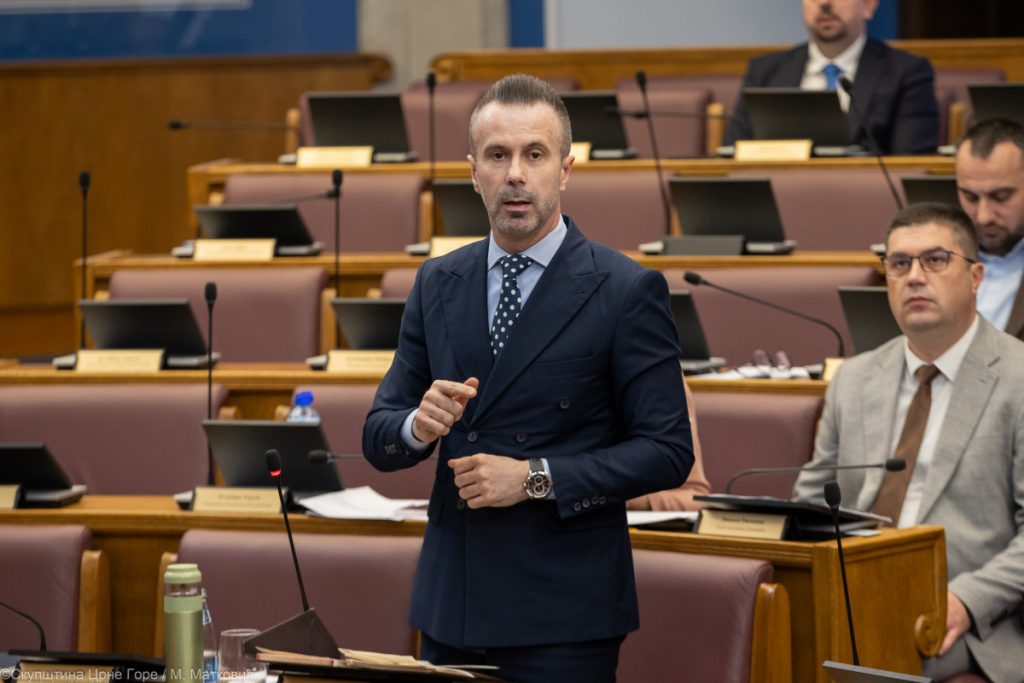 Bogdanović: Medeničino pismo je priznanje poraza, smišljeno u odajama prve familije
