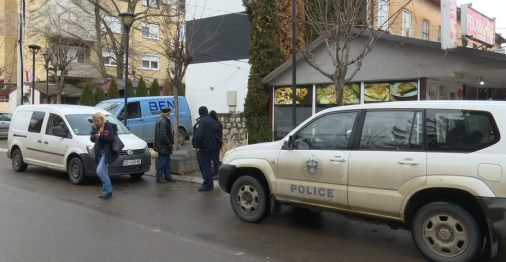 Uklonjena bista Bogdana Radenkovića u Zvečanu; Milović: Još jedan potez protiv srpske zajednice