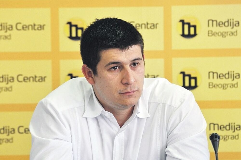 Dragomanović mimo propisa koristio službeno vozilo: Za tri mjeseca prešao skoro 4.000 kilometara