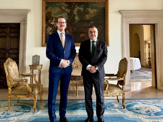 Princ Filip primio ambasadora Španije u Kraljevskom dvoru: Dinastičke veze snažan temelj za dalje jačanje odnosa Srbije i Španije“