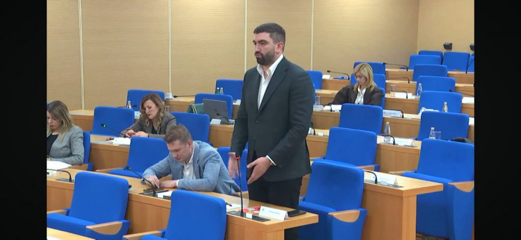Klikovac ugrožava nezavisnost sudstva? Prejudicirao ishod spora, možda pokušao i da utiče na nadležne?