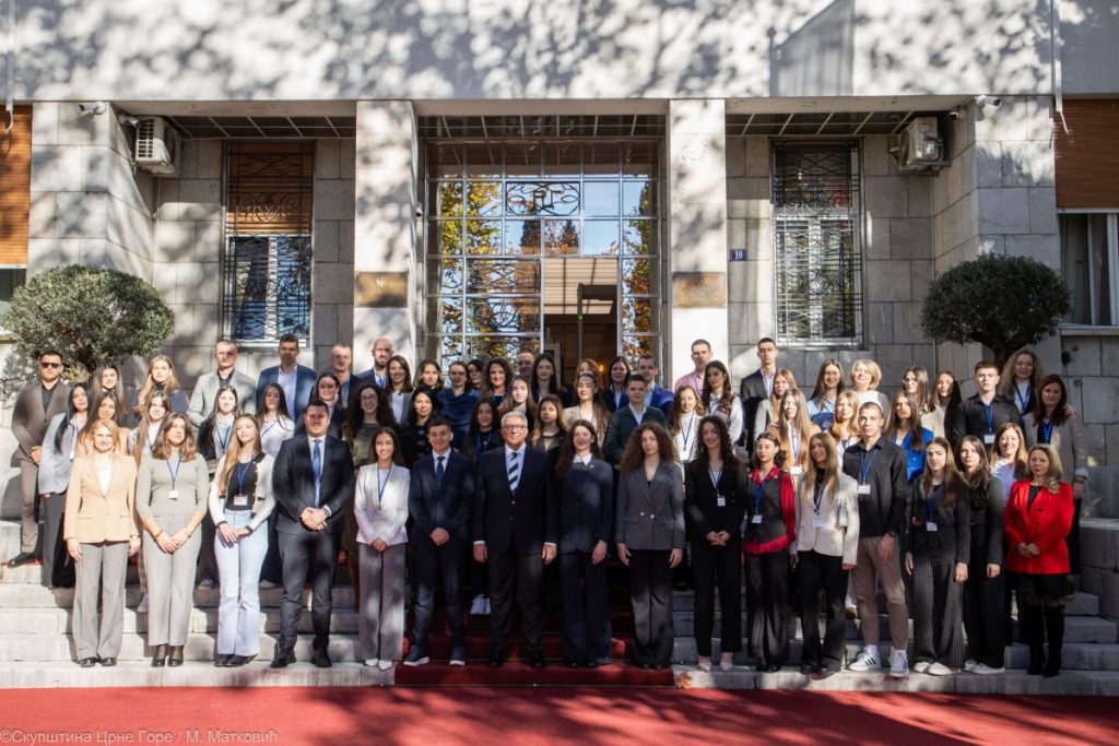 Mandić otvorio Peti Parlament mladih