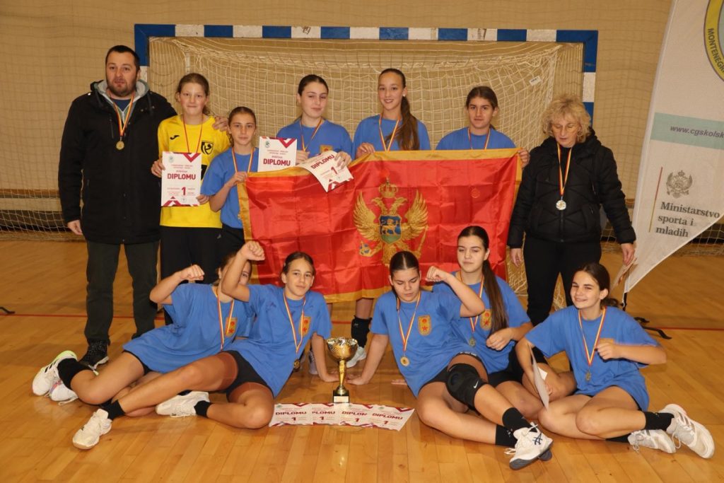 Državno prvenstvo 42. Školskih sportskih igara u rukometu za VII, VIII i IX razrede u obje konkurencije