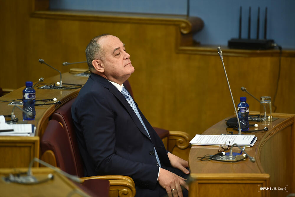 simović