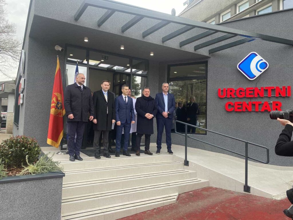 Šimun: Proširenjem Urgentnog značajno unaprijeđen prijem pacijenata; Mujović: Ovim pokazujemo da vodimo računa o zdravlju građana