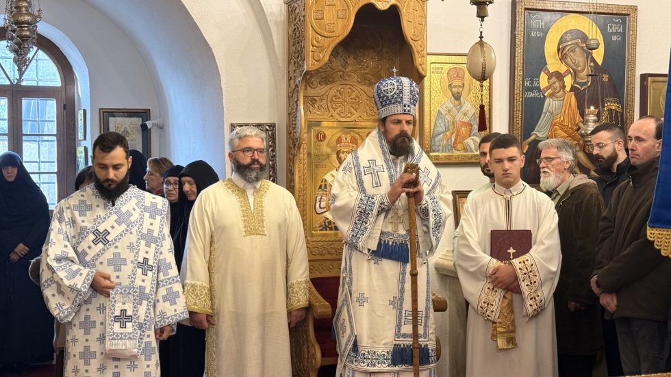Vladika Pajsije: Jedina sigurnost, jedini život jeste blizu Boga