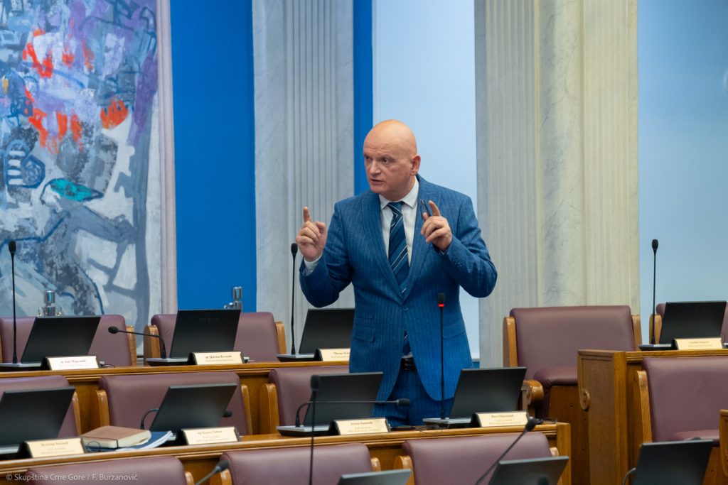 Obradović: Sprječavanje ulaska crnogorskih građana na Kosovo politički potez