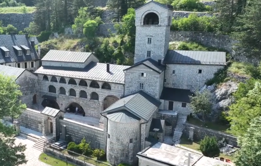 Ruka Svetog Jovana danas se čuva u Cetinjskom manastiru, a pogledajte njen put do tamo