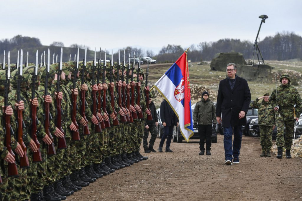 Vučić i Srbija im trn u oku! Milanović kuka, sa njim tugu dijeli i Kurti: Francuzi nam uvalili polovne rafale, a Srbiji dali nove!