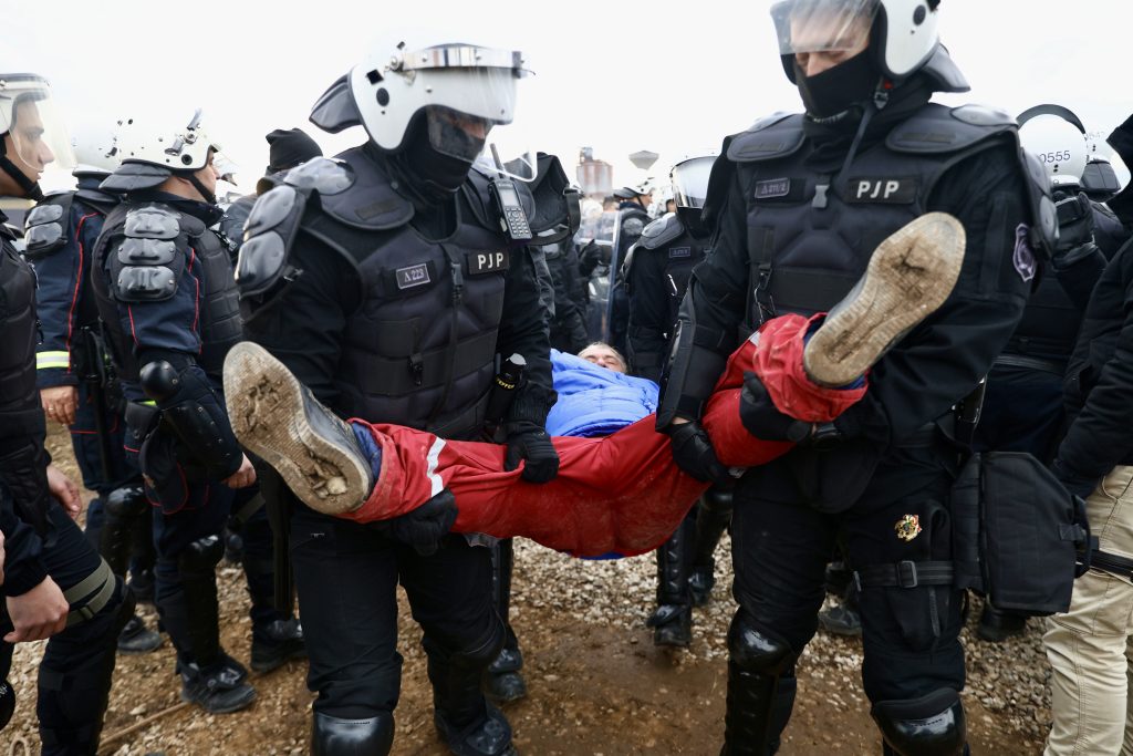 UP ponovo o Botunu: Postupali smo po zahtjevu Komunalne policije koja je tražila asistenciju, službenici su upotrijebili najblaža sredstva prinude uz senzibilitet prema građanima
