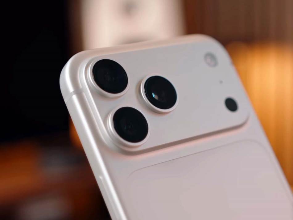 Apple konačno stiže konkurenciju: Novi iPhone dobija kameru kakvu je odavno trebalo da ima