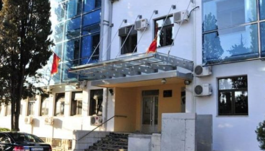 Crveni alarm: Fond PIO potrošio više nego što zaradi – i to duplo!