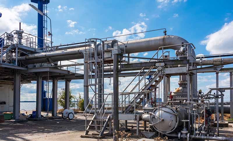 EPCG: Mogućnost izgradnje hibridne elektrane na LNG u blizini Luke Bar