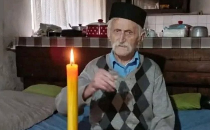 Najastariji Crnogorac Novo Marković: 104 godine zvonara koji je nadživio vrijeme i napunio kuću s 40 potomaka