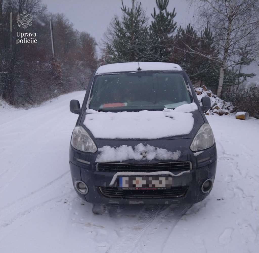 Na graničnom prelazu Krstac oduzet automobil koji potražuje Interpol Švedske