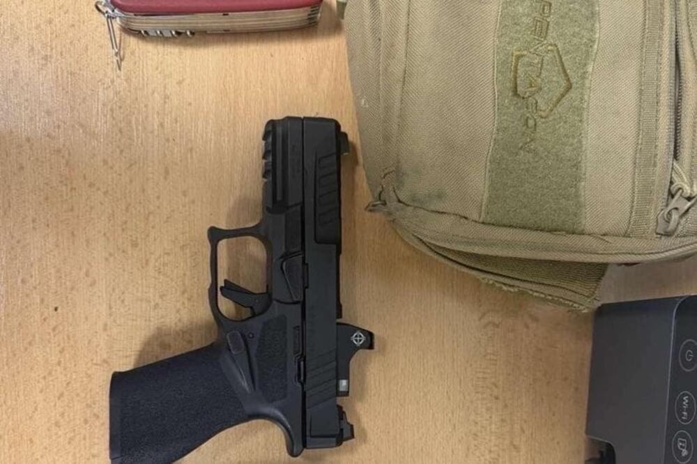 pistolj