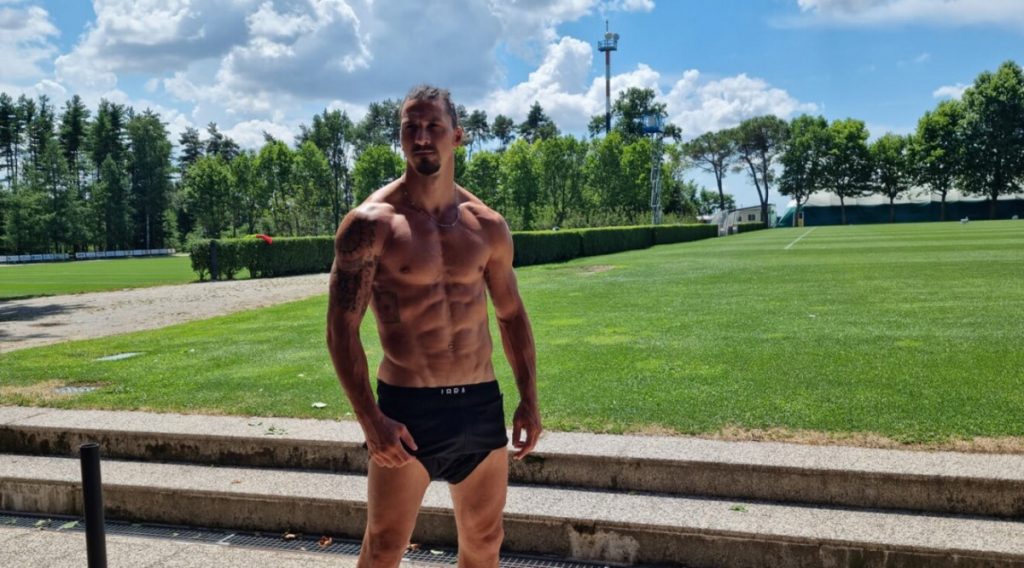 Ibrahimović golišavom fotkom napravio pometnju na mrežama