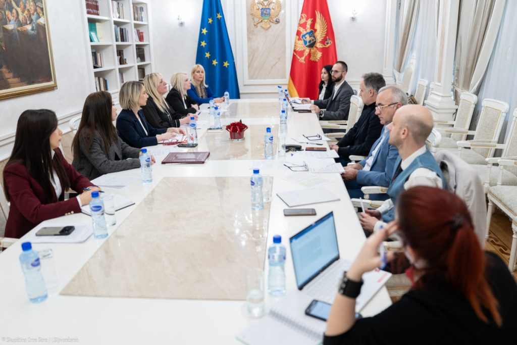 Održan radni sastanak u Skupštini CG povodom Predloga Zakona o zaštiti maloljetnika u digitalnom okruženju