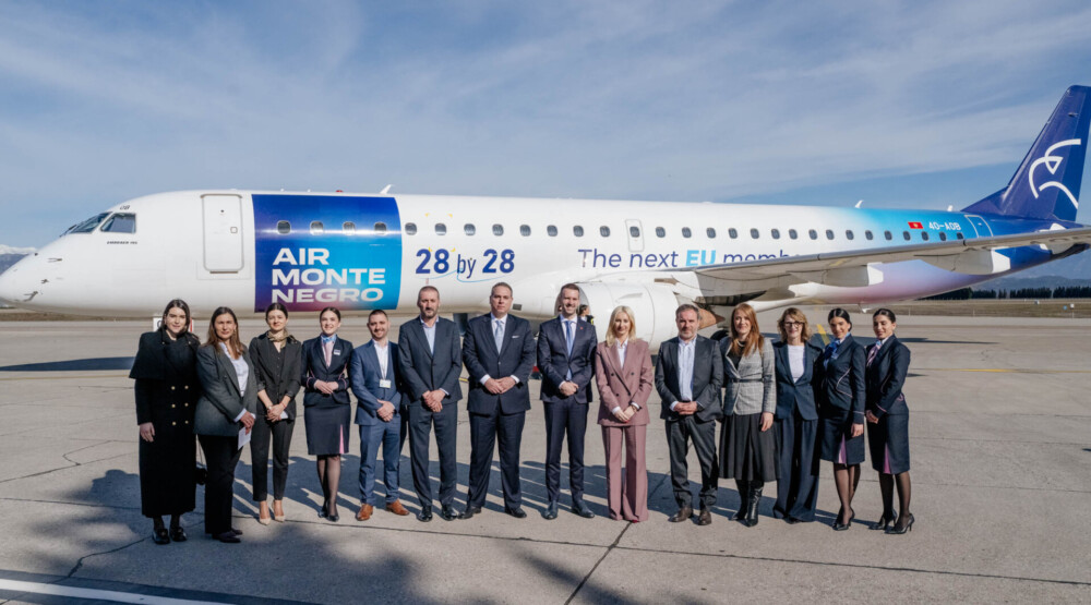Vlada brendirala avion sa sloganom: Crna Gora – sljedeća članica EU